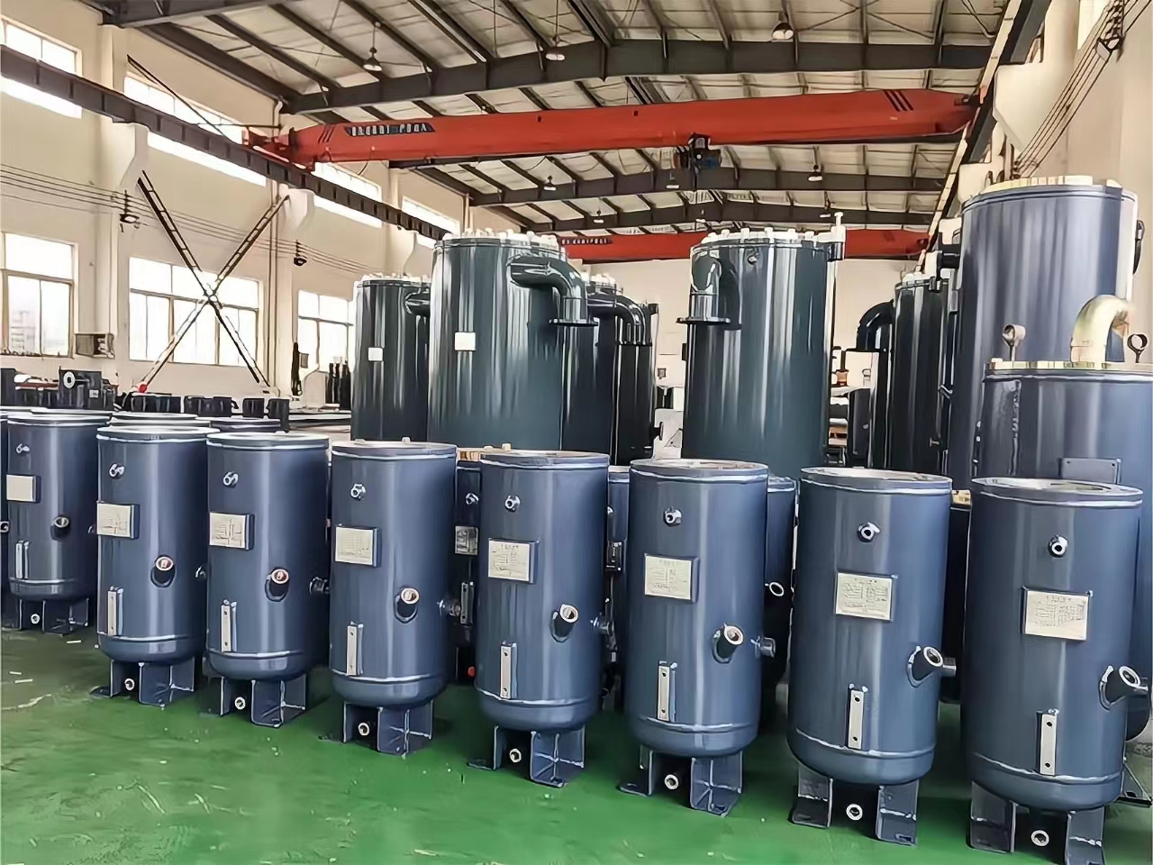 中高端空压机用油分桶